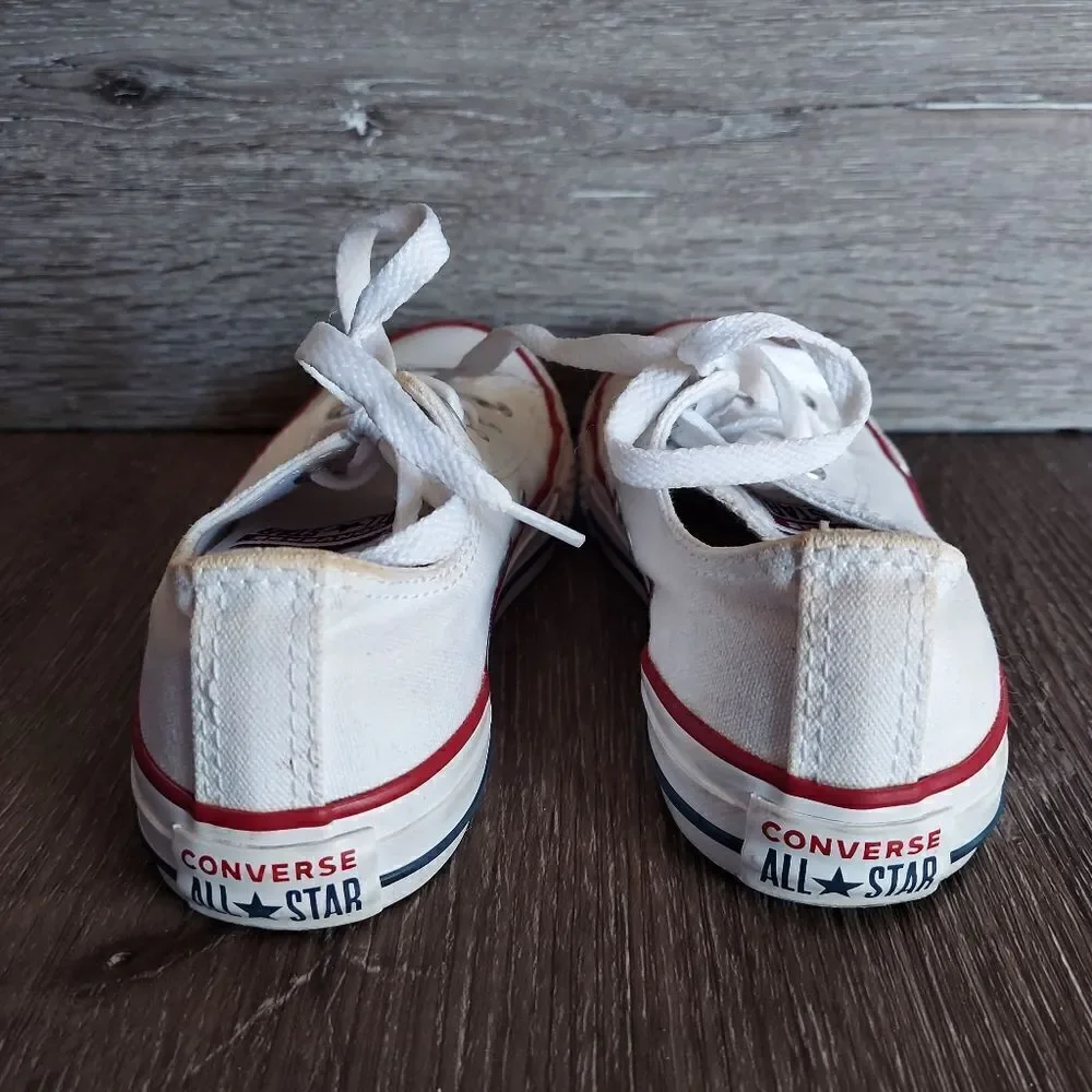 Converse Low Top Sneaker Size 1 White